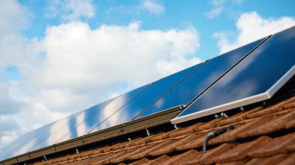 Top 5 avantages d'installer des panneaux solaires photovoltaïques